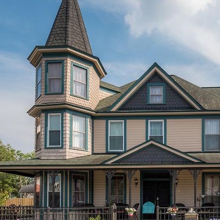 Dennison Street Inn, B & B Colonial Beach Kültér fotó